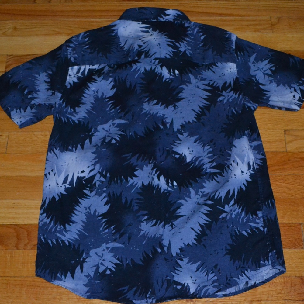 Men’s Vstr By Visitor Button-Down, Size S - image 6